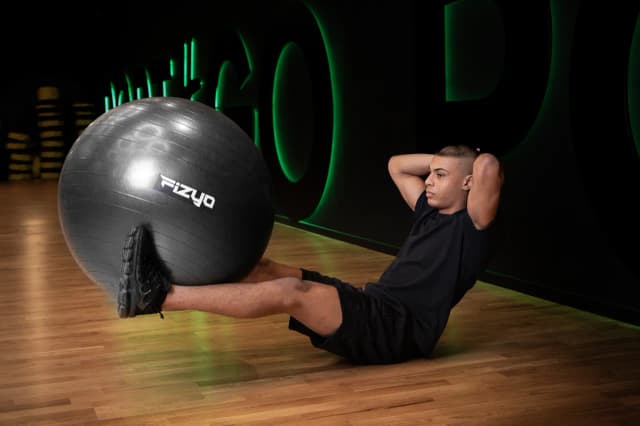 Jak połączyć crossfit z siłownią i uniknąć przetrenowania? Jak połączyć crossfit z siłownią i uniknąć przetrenowania?